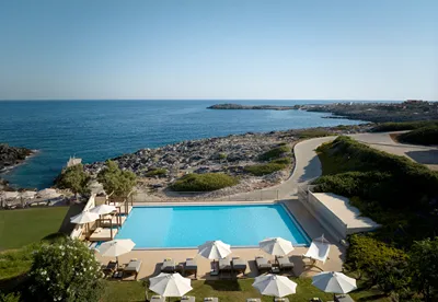 ISLA BROWN CHANIA
