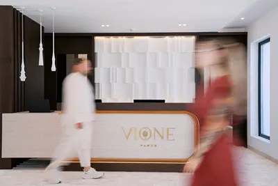 Vione Paros