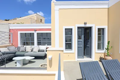 D' Aniel Mansion