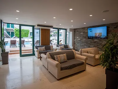 Elmi Suites