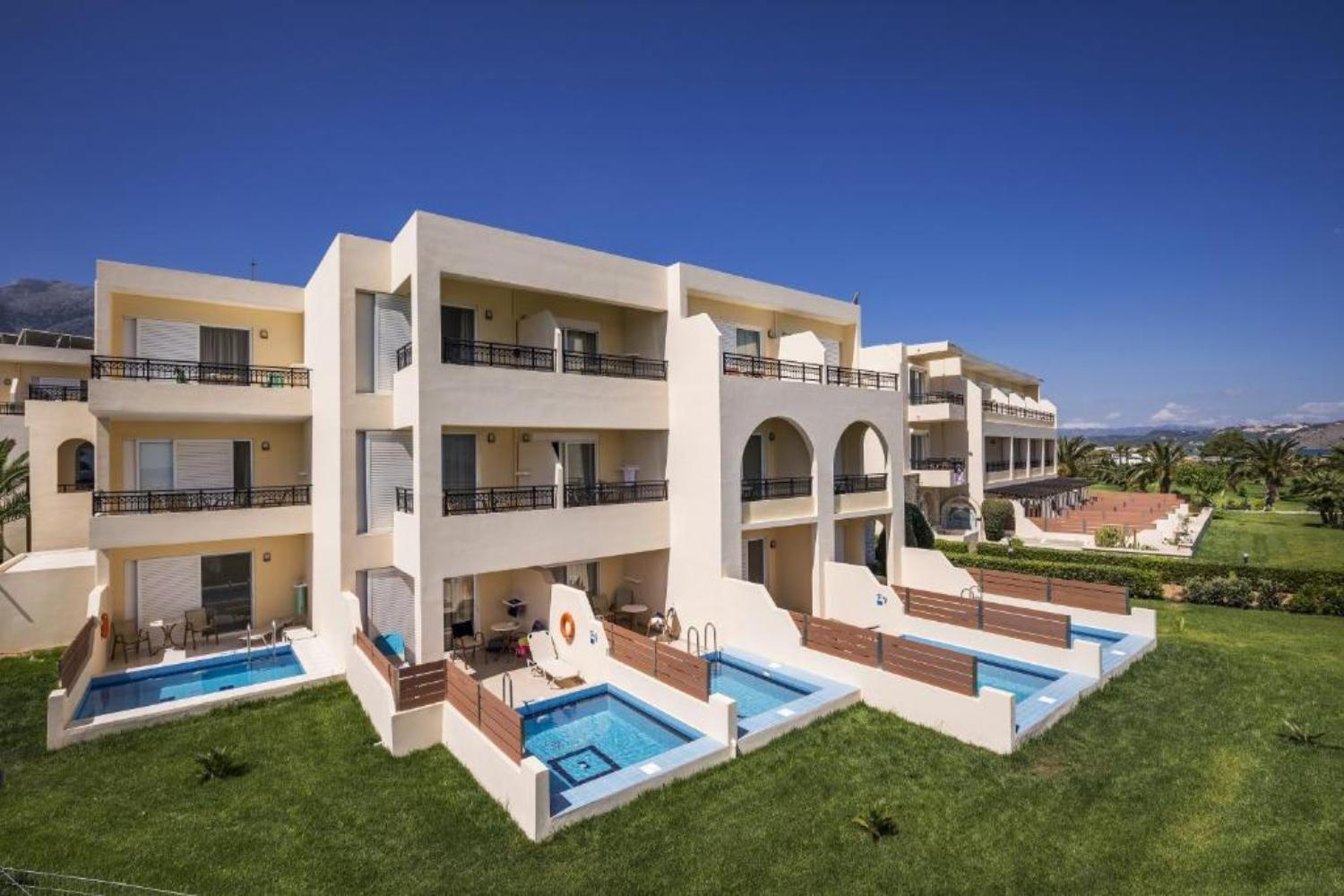 Vantaris Palace Hotel