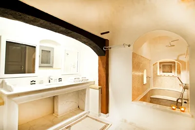 Markezinis Suites