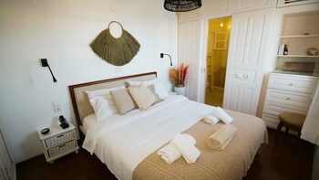 Manu Mykonos Luxury Villa