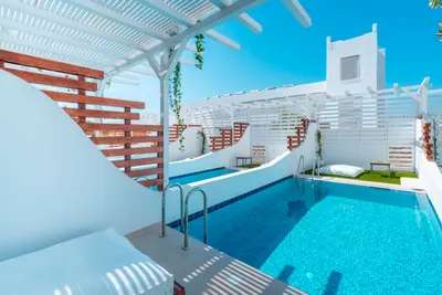 ALOE HOTEL - Adults Only 18+