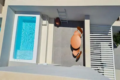 Neo Suites