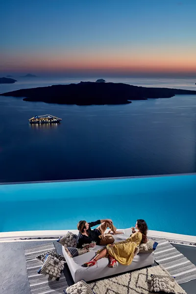 Cosmopolitan Suites Santorini