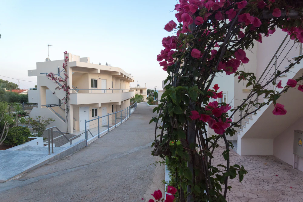 Amaryllis Beach Front Hotel