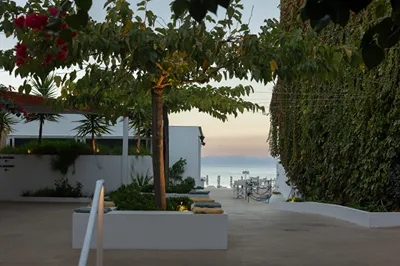 Oasis Beach Hotel