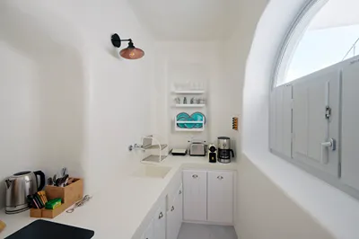 Cave Suite Oia