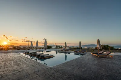 Volcanic Arc Santorini Suites