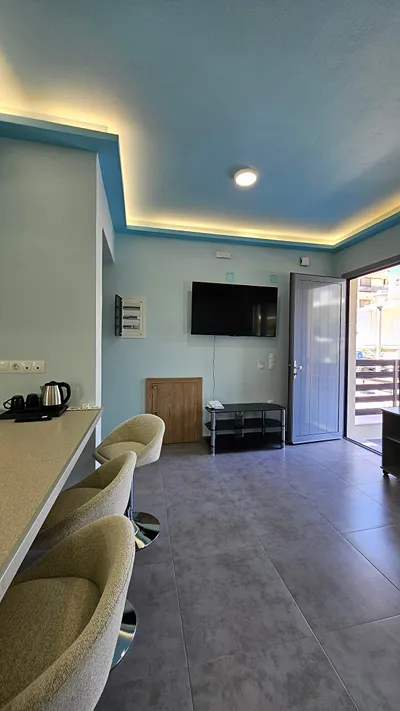 Rhodes City University Suite