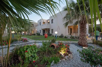 Creteco Hotel & Suites