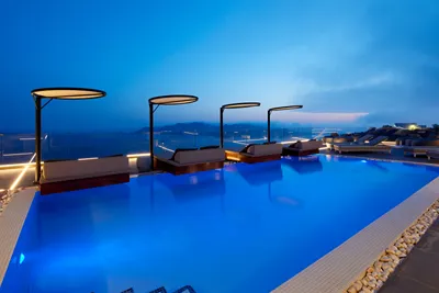 Oia Suites Santorini