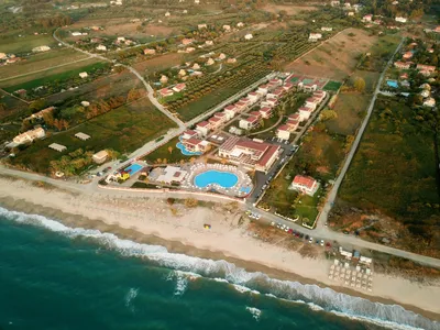 Almyros Beach Resort & Spa