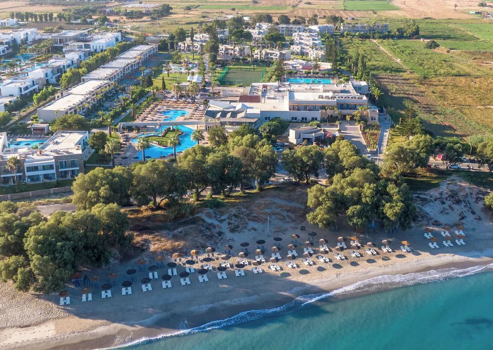 Akti Coast Club