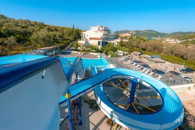 Ninos Saint George Palace Hotel