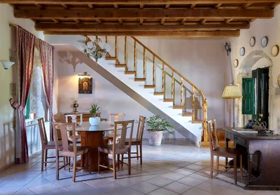 Castello Villa Daphnes
