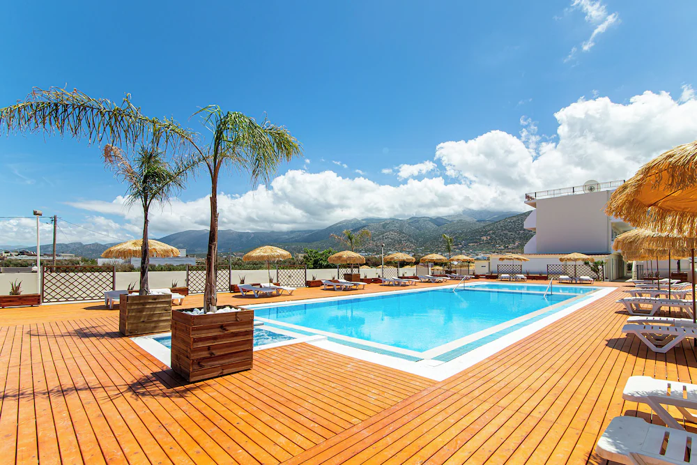 Triton Hotel