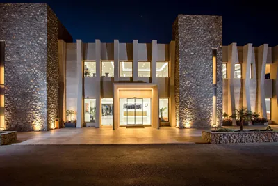 LARDOS BAY HOTEL