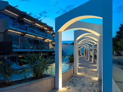 KOLYMBIA BAY ART BOUTIQUE HOTEL