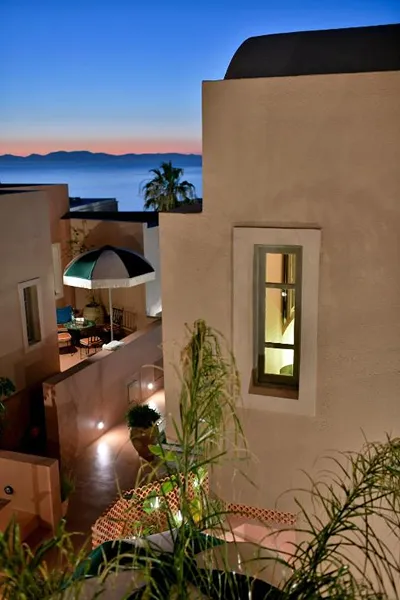 Terra Verde Oia by K&K