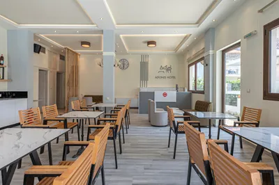 Adonis Hotel