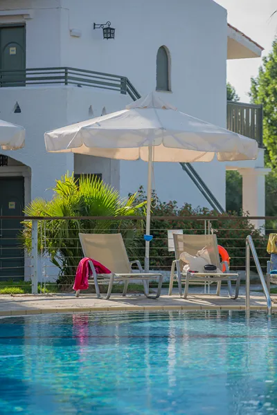 Golden Coast Hotel & Bungalows
