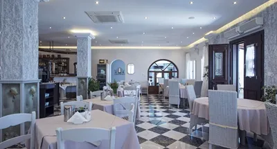 Contaratos Beach Paros