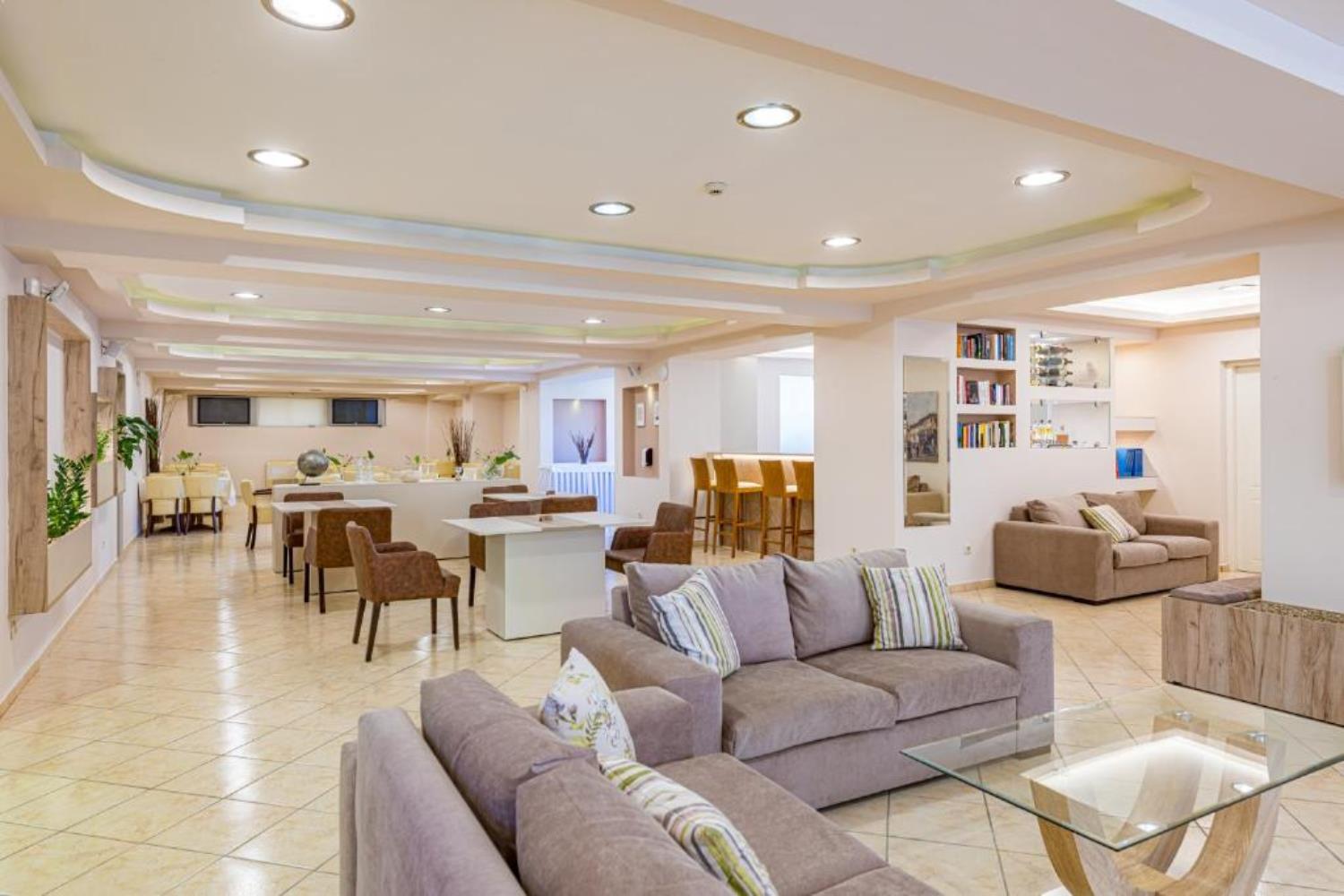 Varres Hotel