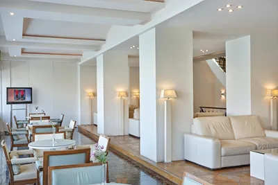 Lucy Hotel Chalkida
