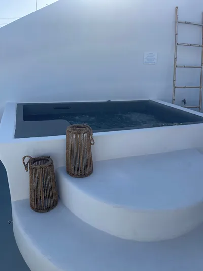 Thallos Cave House & Apartments