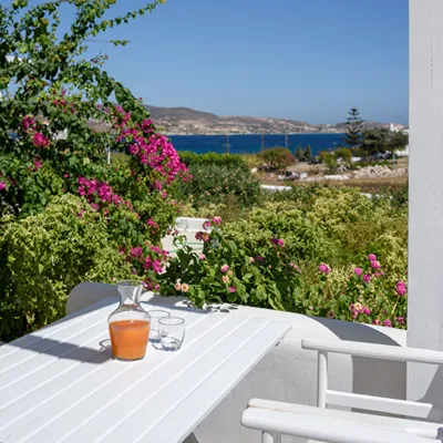 Mirabeli Apartments & Suites
