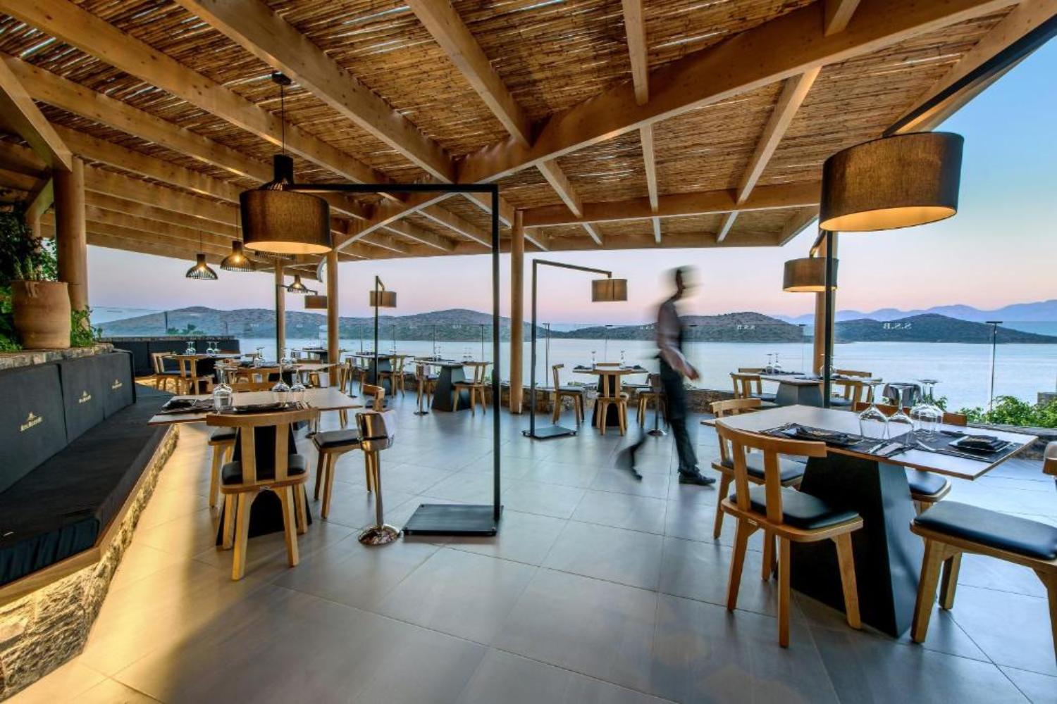Royal Marmin Bay Boutique & Art Hotel