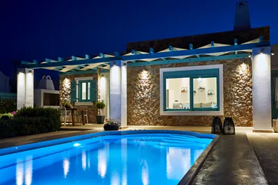 Almyriki Beach Villa Santorini