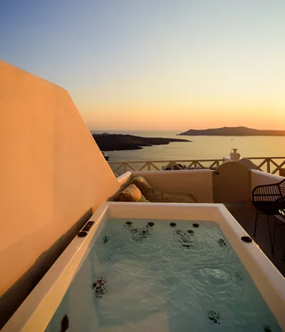 Elia Caldera Suites