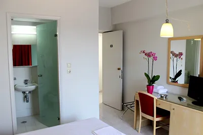 Savoy City Hotel