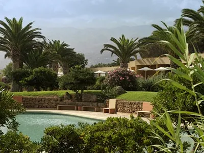 Kernos Beach Hotel