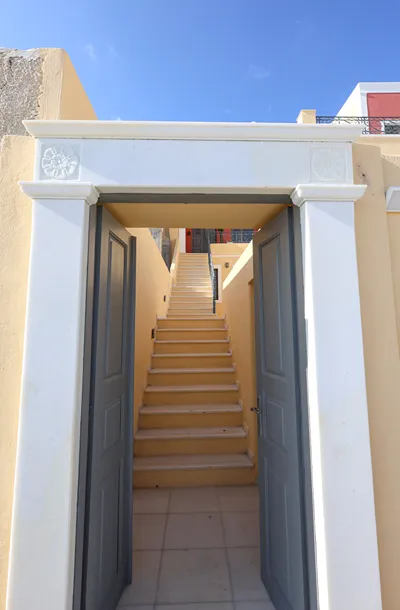 D' Aniel Mansion