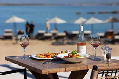 Oasis Beach Hotel