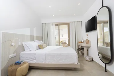 Nusa Suites & Villas