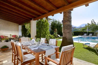 Castello Villa Daphnes