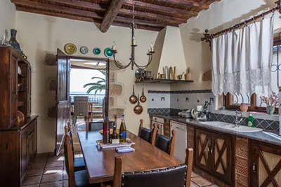 Villa Arhontariki
