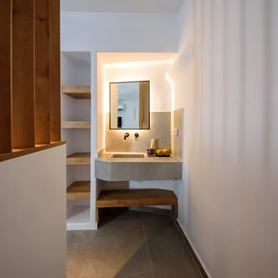 Elia Caldera Suites