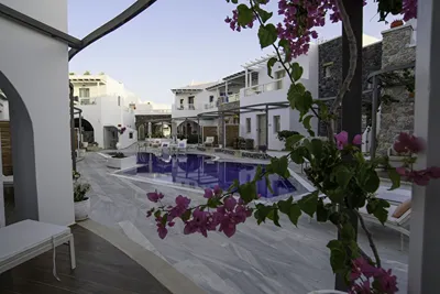 La Mer Deluxe Hotel & Spa