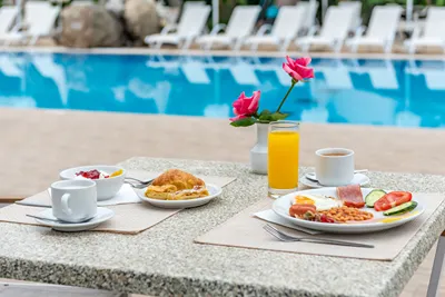 Palm Beach Hotel – Adults Only