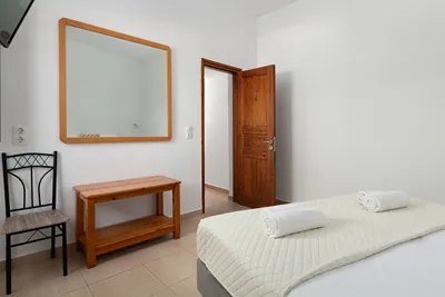 Arte Lindos Suites