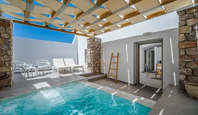 Symphony Suites Santorini