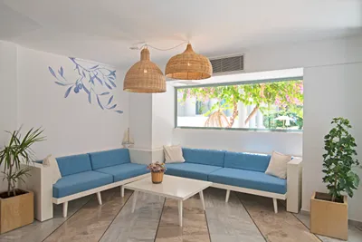 Alia Beach Hotel