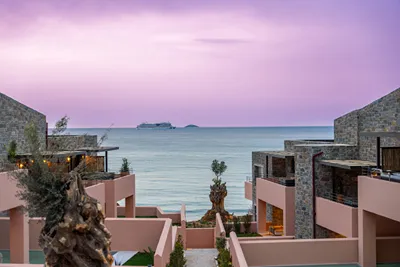 Volta Seaside Boutique Hotel