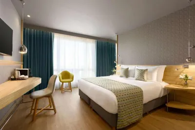 Zeus Wyndham Grand Athens